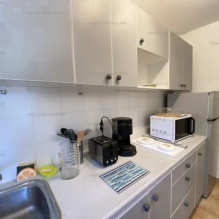 T3 - Proche Commerces, Port Et Plages - Securisee Avec Parking - Fr-1-100-304 Apartment Cavalaire-sur-Mer