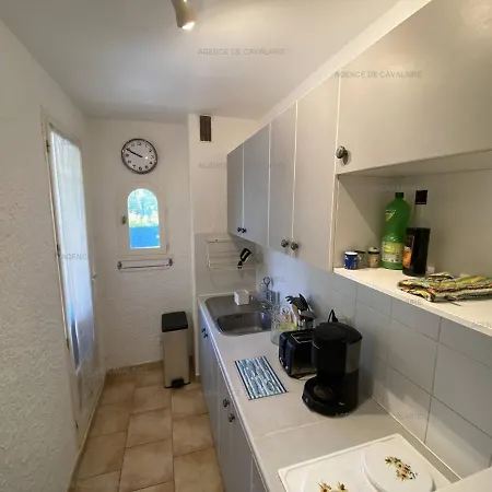 T3 - Proche Commerces, Port Et Plages - Securisee Avec Parking - Fr-1-100-304 Apartment *